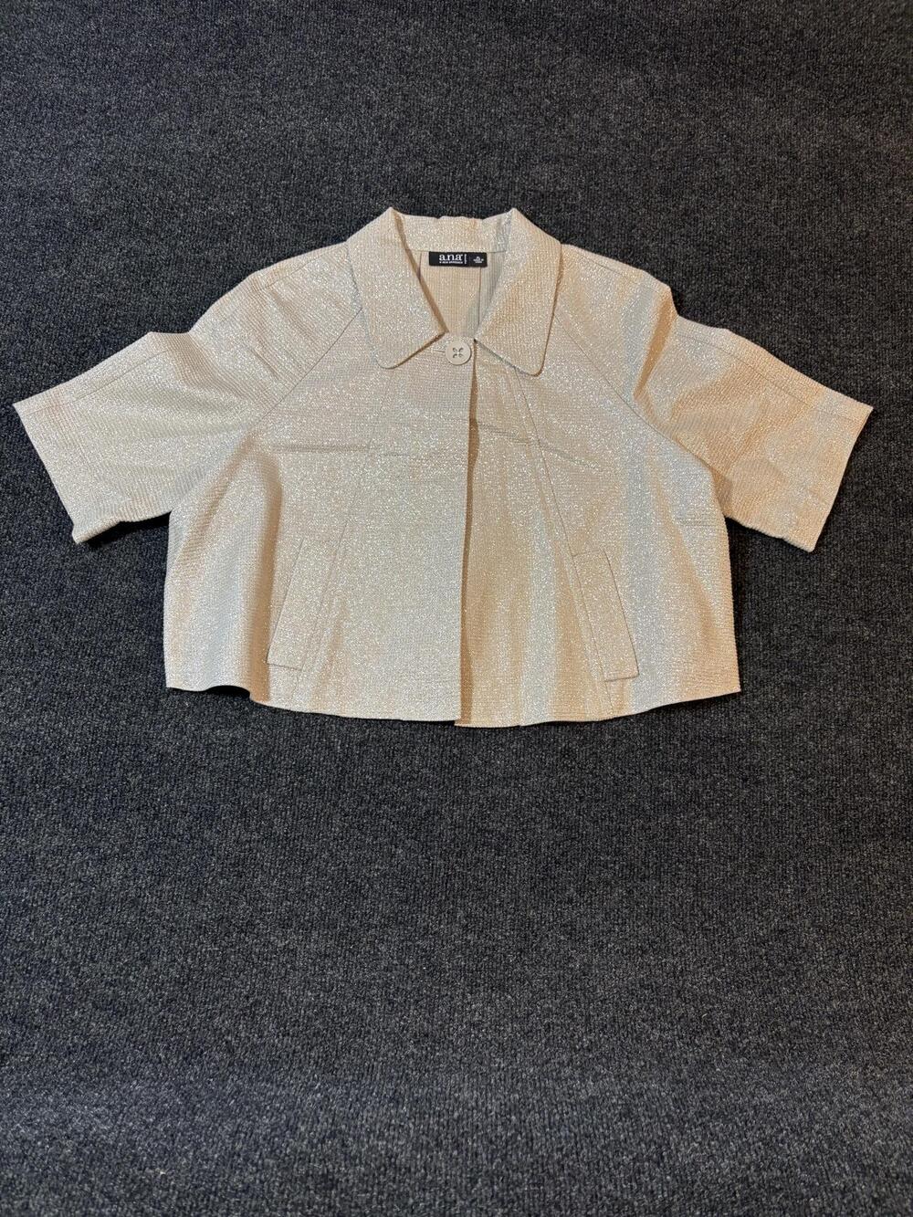 A.n.a A New Approach Jacket Womens PL Beige Silk Blend Short Sleeve Metallic